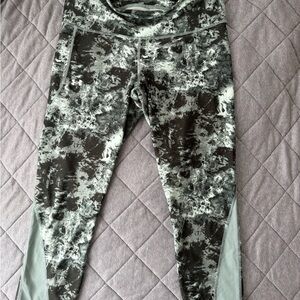 Under Armour Camouflage Leggings